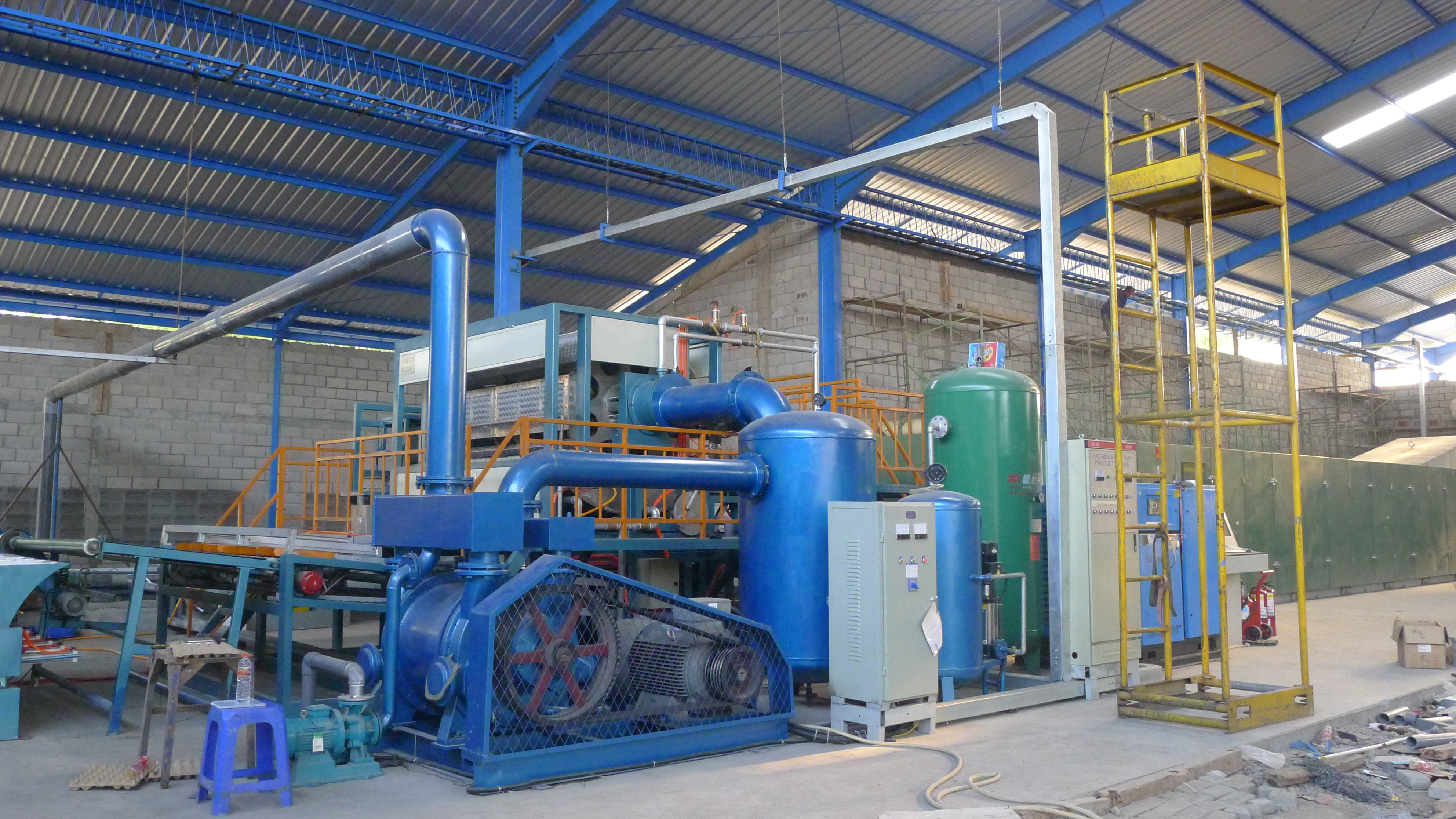 蛋托機(jī)、蛋托生產(chǎn)線、雞蛋托盤機(jī)，請致電宏潤包裝