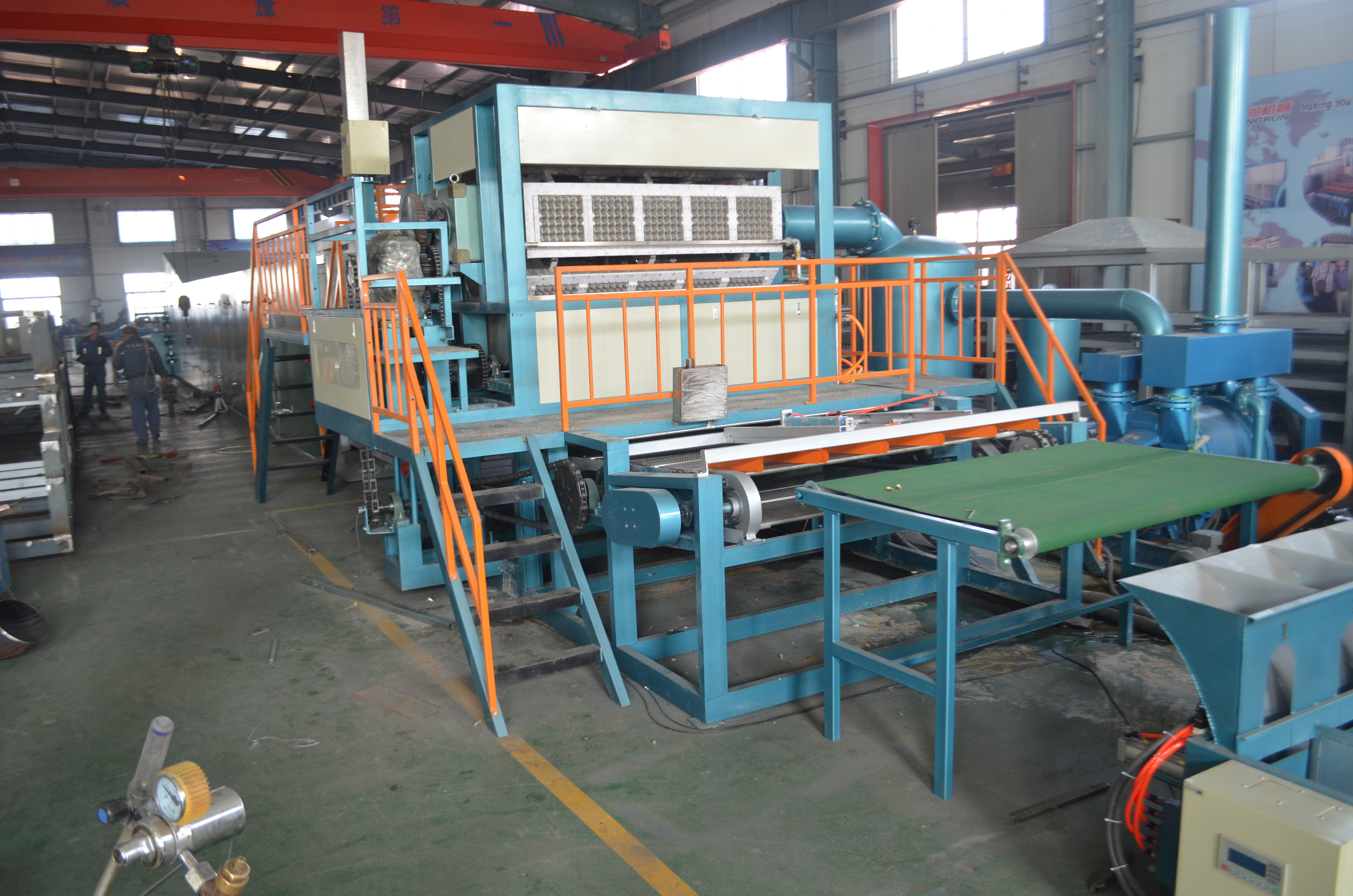 蛋托機(jī)、蛋托生產(chǎn)線、雞蛋托盤機(jī)，請致電宏潤包裝